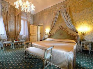Ca Rialto 3* Venedig